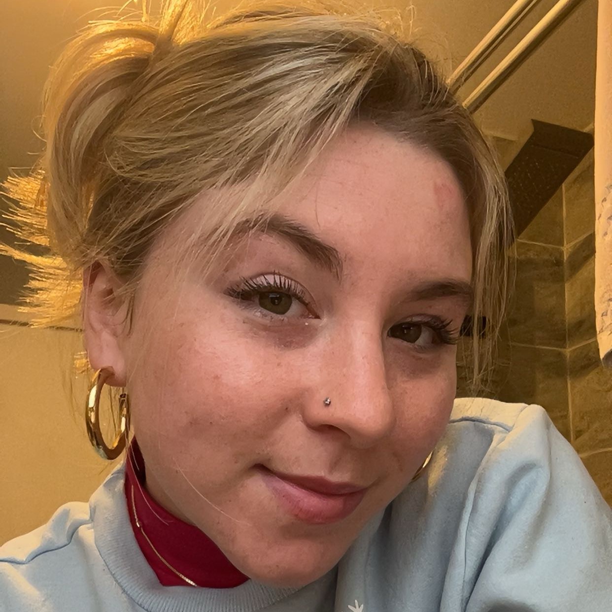 Skylar, Social Media Coordinator